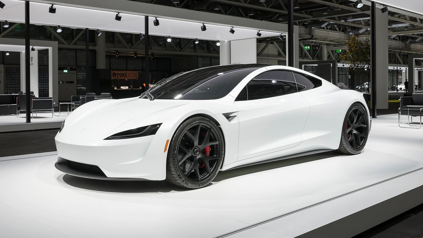 Selling Cars in Tesla